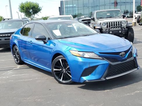 Used 2019 Toyota Camry XSE w/ Navigation Package FWD image 34
