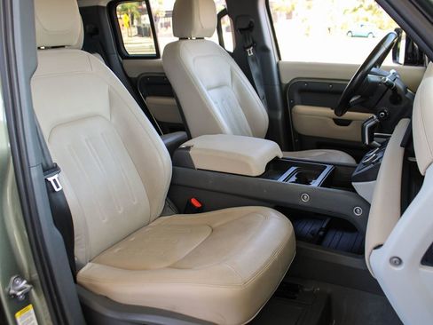 Used 2021 Land Rover Defender 110 SE image 22