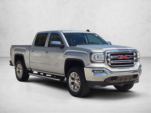 Used 2018 GMC Sierra 1500 SLT w/ SLT Premium Package image 3