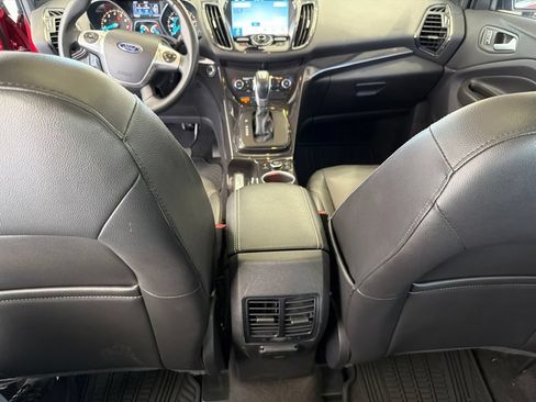 Used 2016 Ford Escape Titanium FWD image 14