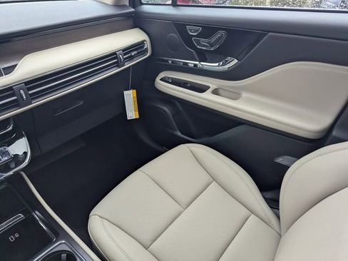 New 2026 Lincoln Corsair Grand Touring AWD/4WD image 15