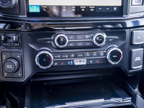New 2026 Ford F250 Lariat w/ Black Appearance Package AWD/4WD image 33
