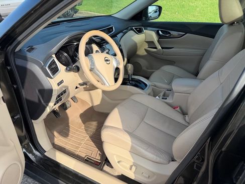 Used 2015 Nissan Rogue SL w/ SL Premium Package AWD/4WD image 13