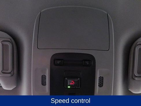 Used 2024 Toyota Camry SE image 42