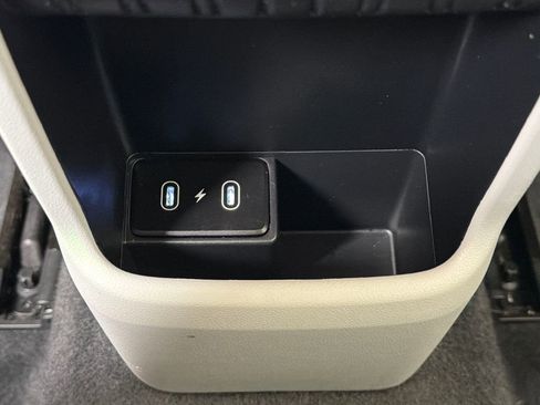 Used 2025 Hyundai Kona SEL FWD image 30