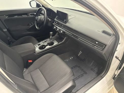 Used 2024 Honda Civic EX image 24