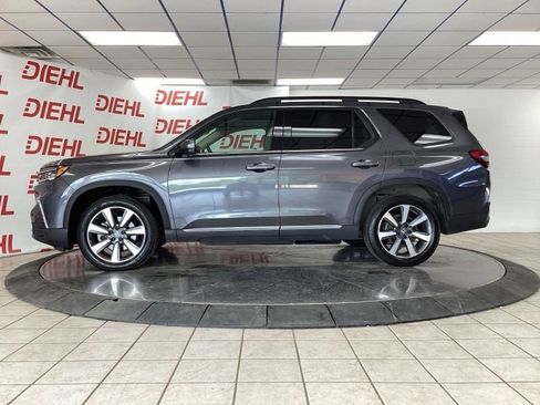 Used 2024 Honda Pilot Elite image 4