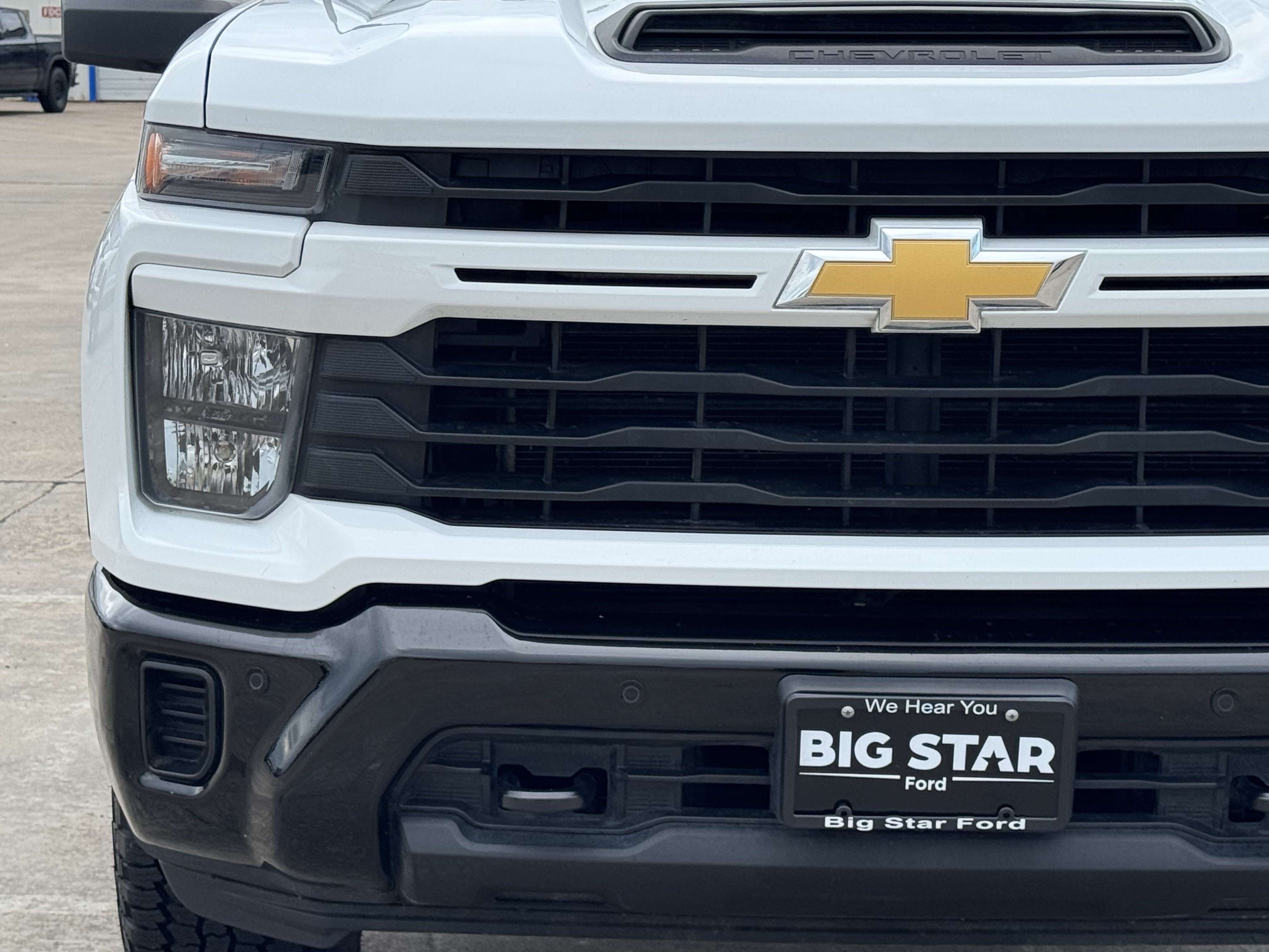 Used 2025 Chevrolet Silverado 2500 Custom w/ Custom Value Package AWD/4WD image 12