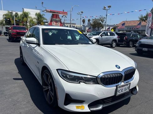 Used 2022 BMW 330e w/ Driving Assistance Package RWD image 2
