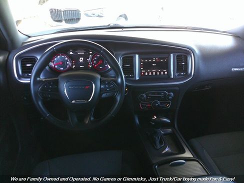 Used 2021 Dodge Charger SXT w/ Blacktop Package image 29
