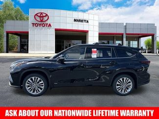 New 2026 Toyota Highlander Platinum video 2