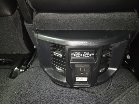 Used 2024 RAM 2500 Laramie w/ Safety Group AWD/4WD image 25