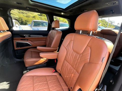 Certified 2024 Kia Telluride SX Prestige X-Line image 15