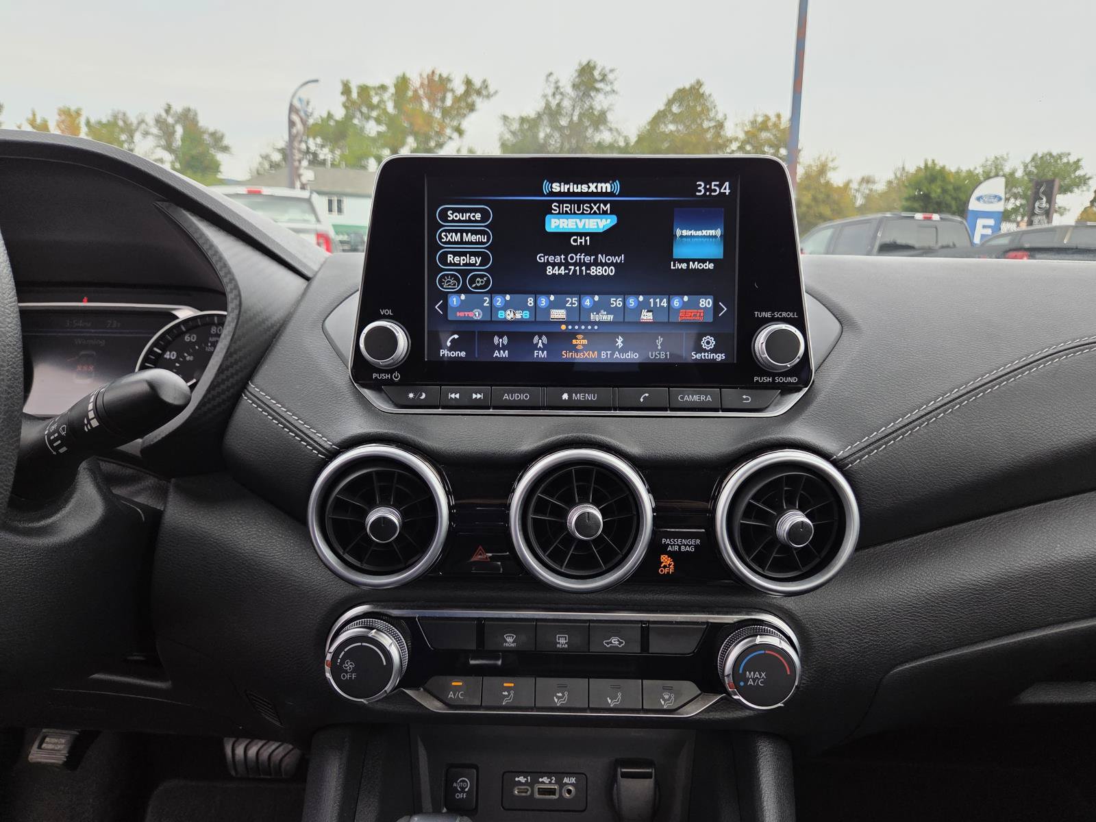 Used 2025 Nissan Sentra SV FWD image 25