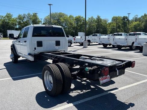New 2026 RAM 5500 Tradesman w/ Chrome Appearance Group AWD/4WD image 4