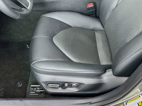 Certified 2023 Toyota Camry XLE FWD image 19