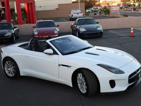 Used 2020 Jaguar F-TYPE Convertible image 11