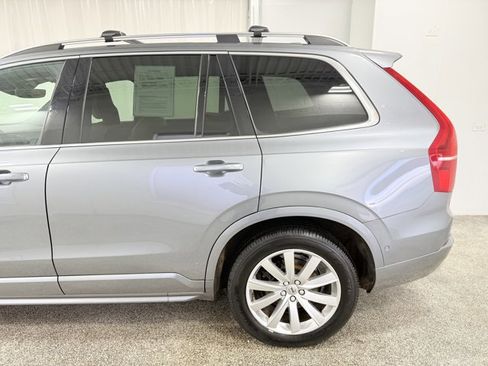 Used 2017 Volvo XC90 T6 Momentum w/ Vision Package AWD/4WD image 5