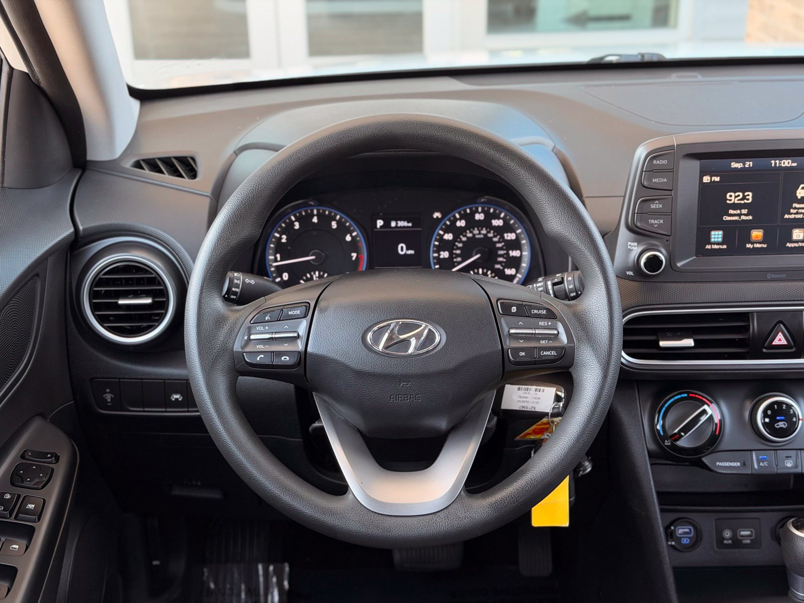 Used 2019 Hyundai Kona SE FWD image 28