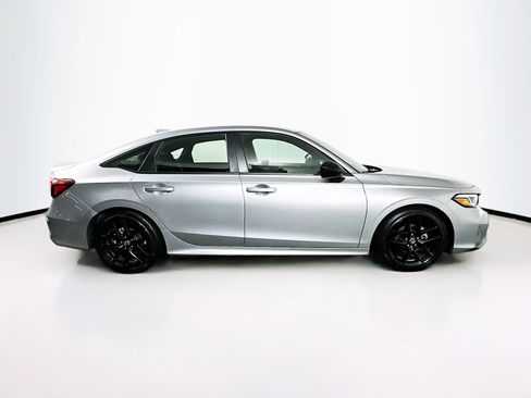 Used 2025 Honda Civic Sport image 10