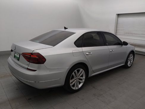 Used 2019 Volkswagen Passat 2.0T Wolfsburg FWD image 10