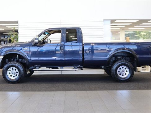 Used 2002 Ford F350 XLT AWD/4WD image 4