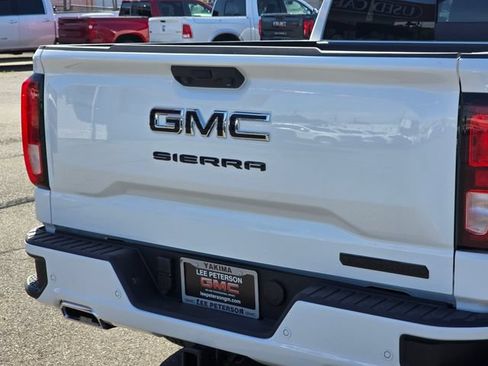 New 2026 GMC Sierra 1500 Elevation w/ Elevation Premium Package AWD/4WD image 13