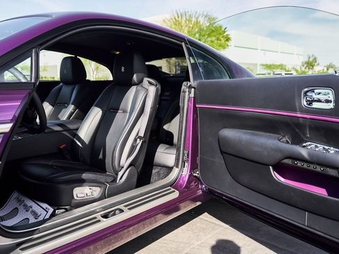 Used 2020 Rolls-Royce Wraith RWD image 22