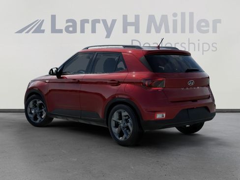 New 2026 Hyundai Venue SEL FWD image 5