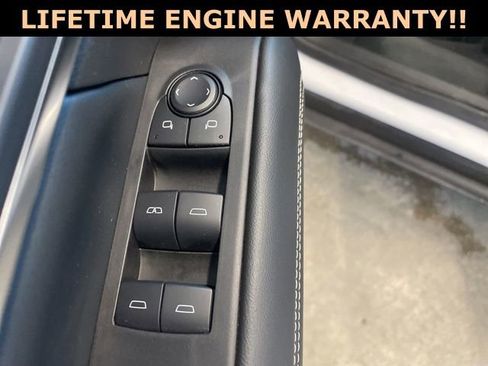 Used 2025 GMC Terrain Elevation image 14