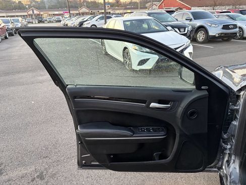 Used 2021 Chrysler 300 S image 12