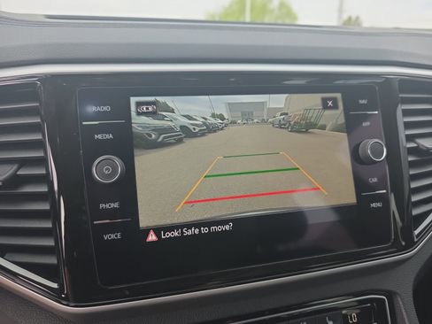 Used 2022 Volkswagen Atlas SEL Premium AWD/4WD image 29