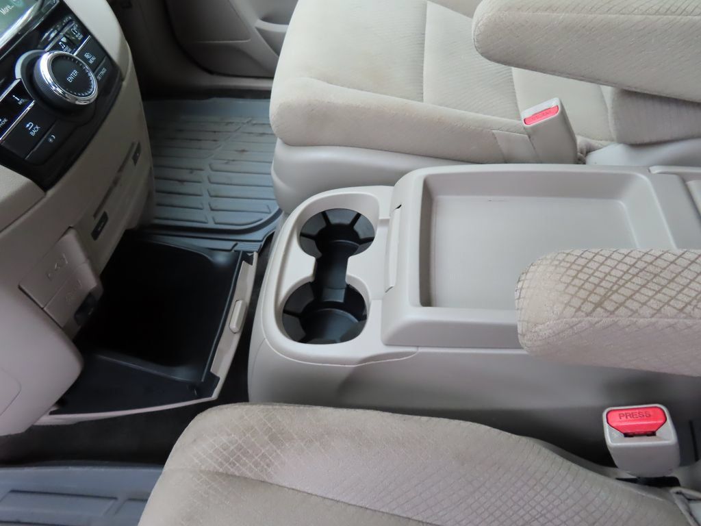 Used 2016 Honda Odyssey SE image 17