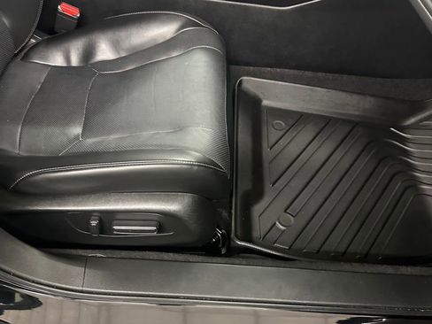 Used 2023 Honda Accord EX-L image 37