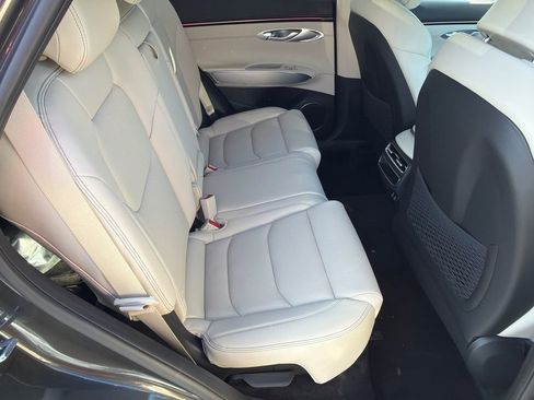 New 2026 Genesis GV70 2.5T Select image 15