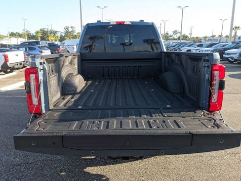 Used 2023 Ford F350 Platinum w/ FX4 Off-Road Package AWD/4WD image 13