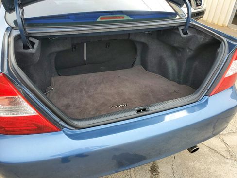 Used 2003 Toyota Camry LE FWD image 36