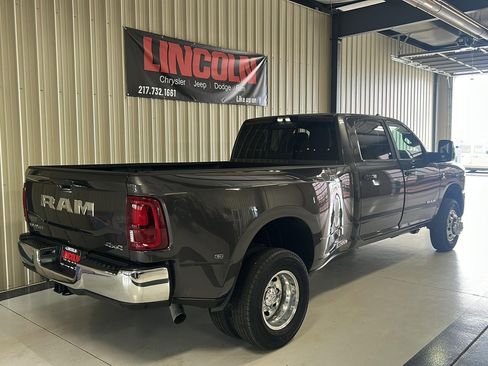 New 2026 RAM 3500 Laramie AWD/4WD image 28
