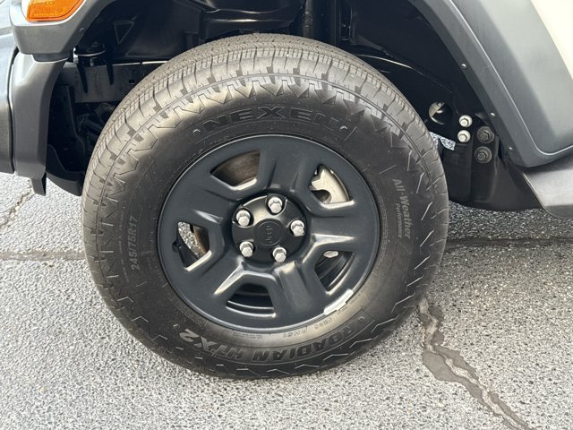 Used 2026 Jeep Wrangler Sport AWD/4WD image 13