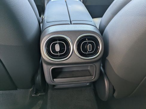 New 2026 Mercedes-Benz GLC 300 image 15