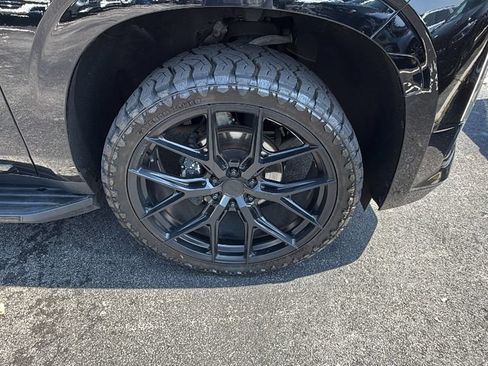 Used 2021 Cadillac Escalade Premium Luxury AWD/4WD image 9