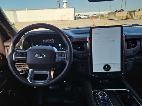 Used 2023 Ford Expedition King Ranch AWD/4WD image 14