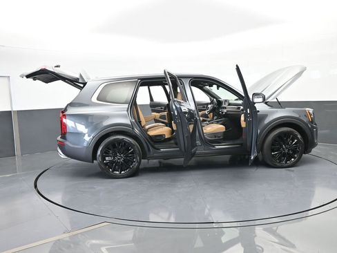 Used 2022 Kia Telluride SX w/ Towing Package image 81
