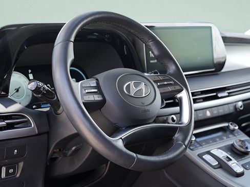 Used 2025 Hyundai Palisade SEL AWD/4WD image 30