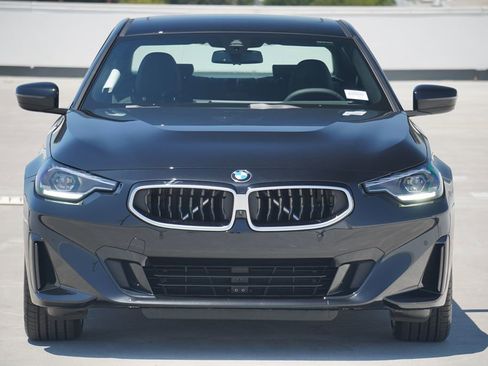 Used 2025 BMW 230i Coupe w/ Convenience Package RWD image 2