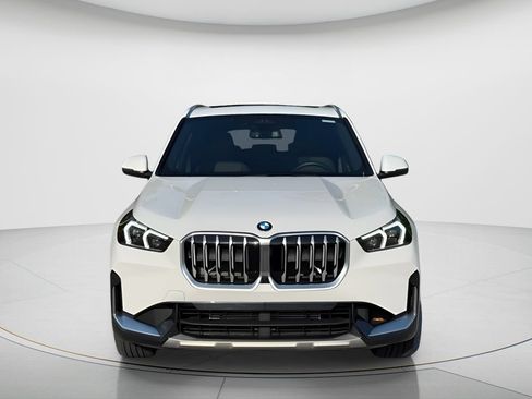 Used 2025 BMW X1 xDrive28i w/ Premium Package AWD/4WD image 2