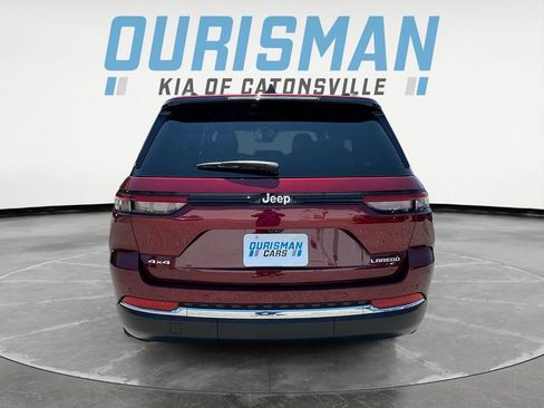 Used 2025 Jeep Grand Cherokee Laredo w/ MOPAR Finishing Package AWD/4WD image 5