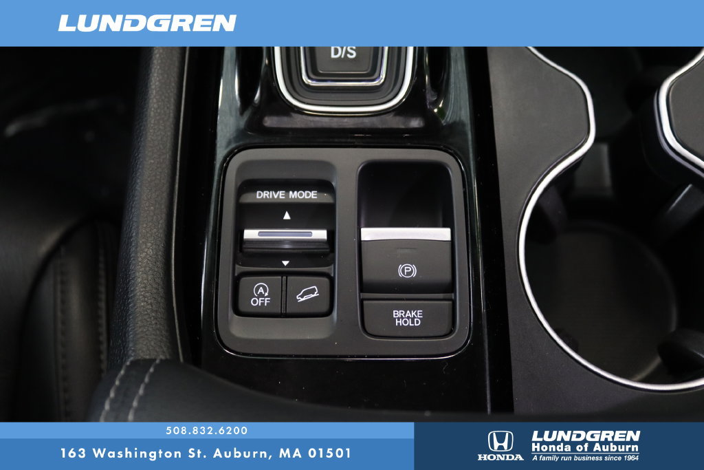 Used 2024 Honda Pilot Touring image 30