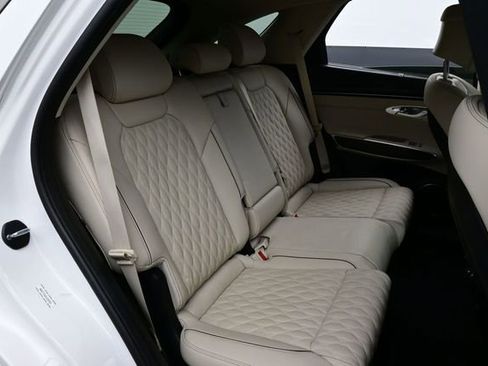 Used 2023 Genesis GV70 3.5T Sport w/ Sport Prestige Package AWD/4WD image 14
