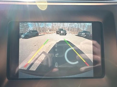 Used 2019 Jeep Cherokee Latitude Plus w/ Cold Weather Group image 29